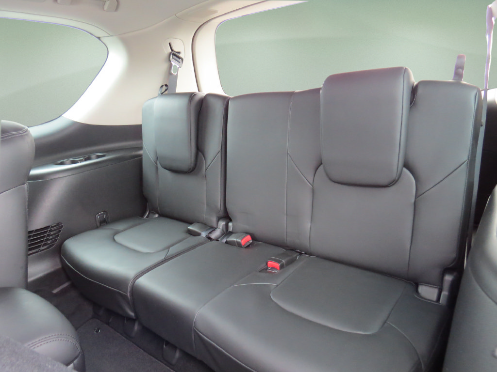 Used 2023 Nissan Armada SL w/ Captain's Chairs Package RWD image 17