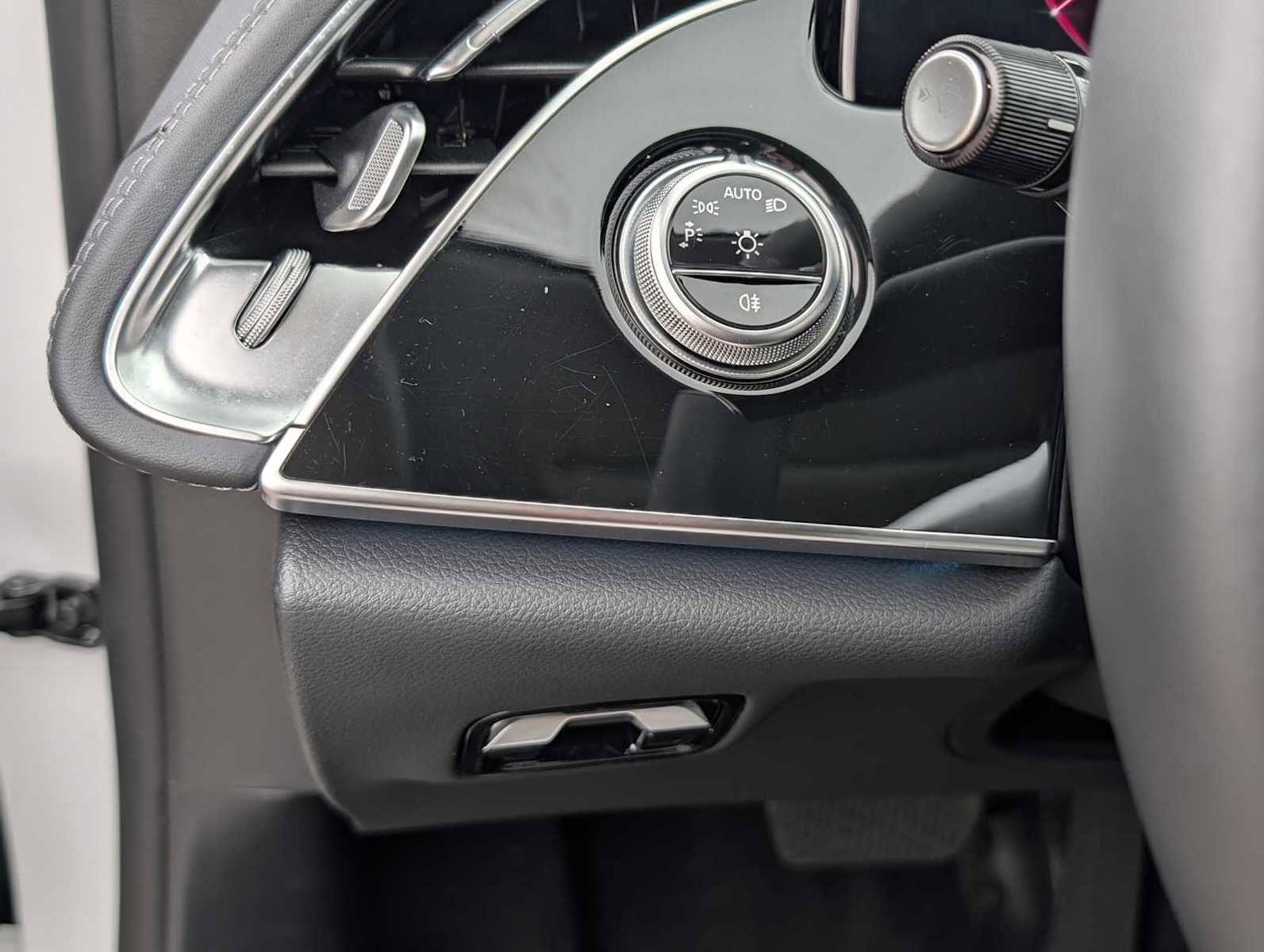 Used 2024 Mercedes-Benz E 350 4MATIC Sedan image 12