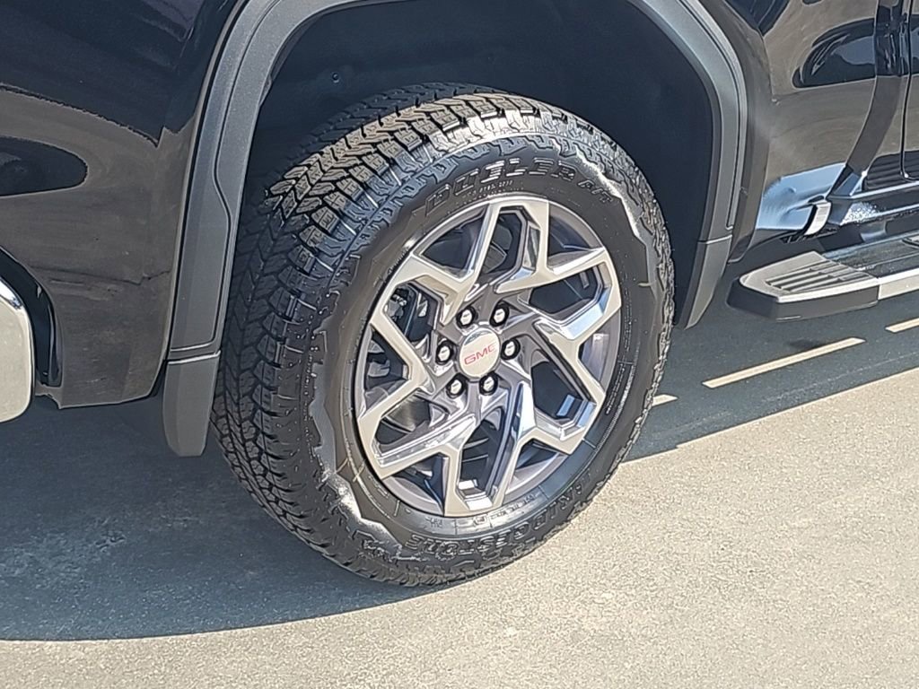 New 2026 GMC Sierra 1500 SLT AWD/4WD image 8