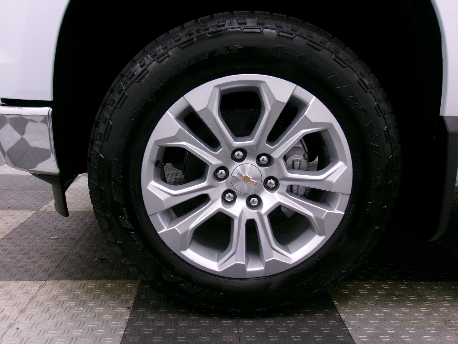 New 2026 Chevrolet Silverado 1500 LTZ AWD/4WD image 7