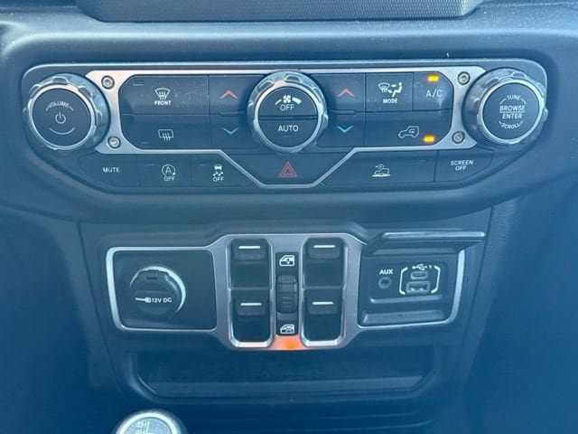 Used 2020 Jeep Gladiator Sport w/ Quick Order Package 24S AWD/4WD image 31