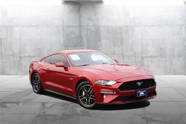 Used 2020 Ford Mustang GT Premium image 2