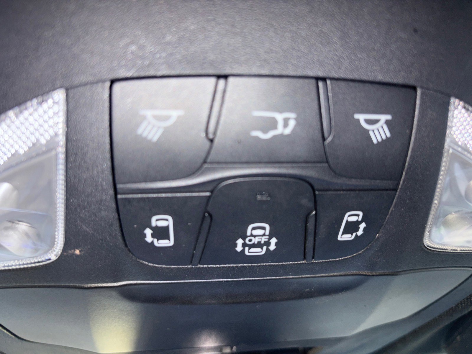 Used 2024 Chrysler Pacifica Select FWD image 20