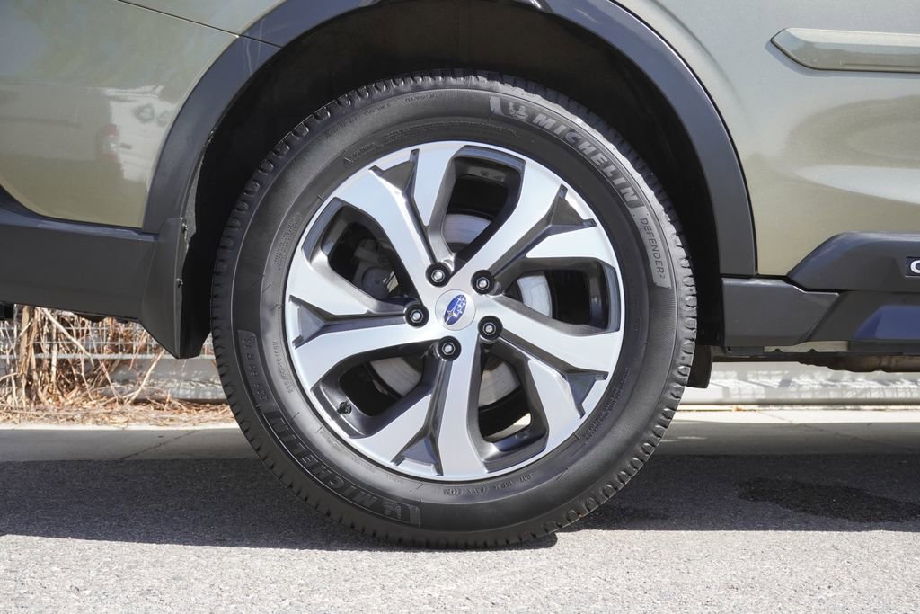 Used 2022 Subaru Outback Limited image 34