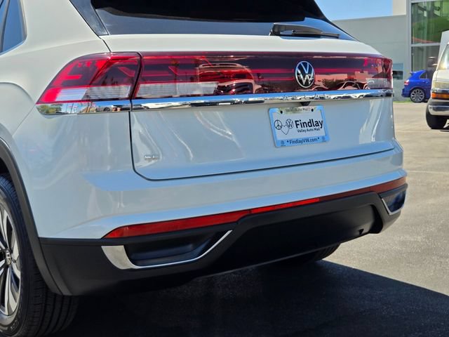 Used 2024 Volkswagen Atlas Cross Sport SE FWD image 5