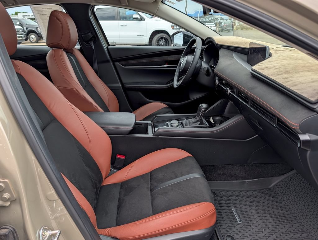 Used 2025 MAZDA MAZDA3 s AWD/4WD image 29