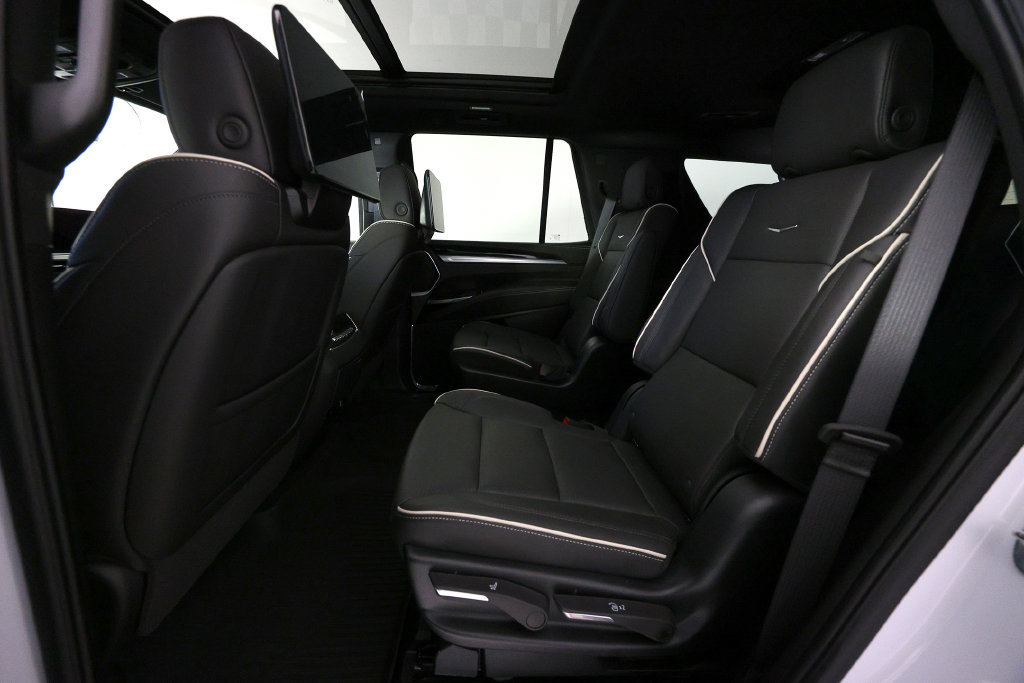 Used 2026 Cadillac Escalade Sport w/ LPO, ONYX Package AWD/4WD image 16