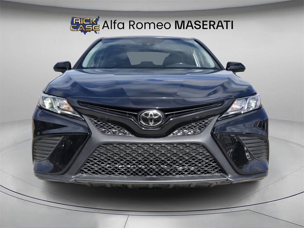 Used 2019 Toyota Camry L image 5