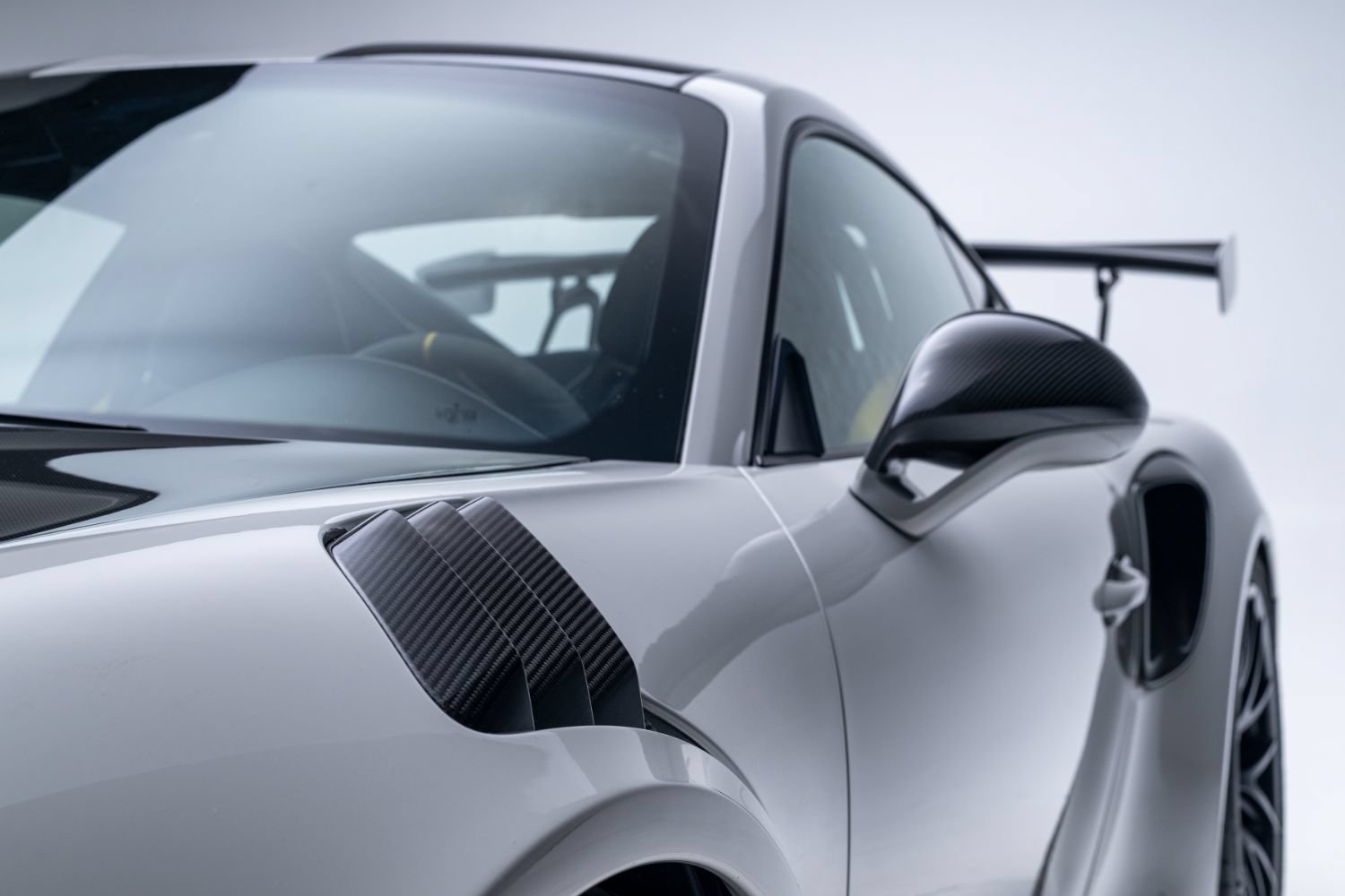 Used 2018 Porsche 911 GT2 RS RWD image 21