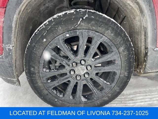 Certified 2023 GMC Acadia SLE w/ Driver Convenience Package image 5