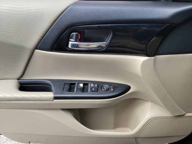 Used 2016 Honda Accord LX image 26