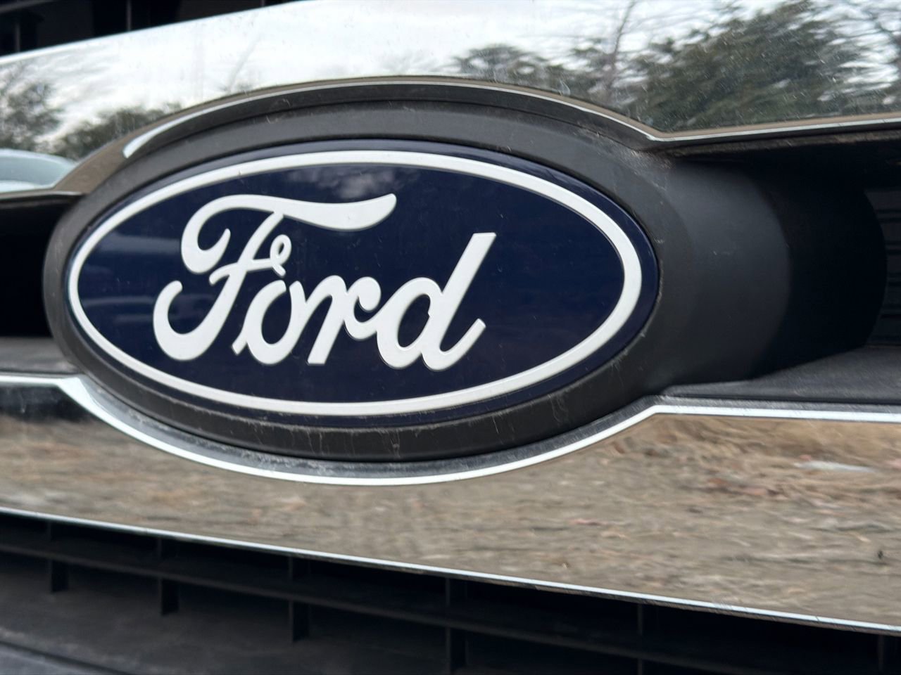 New 2026 Ford E-450 and Econoline 450 Super Duty w/ Power Equipment Group RWD image 14