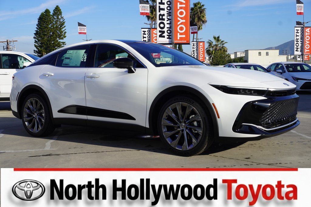 New 2026 Toyota Crown Limited image 3