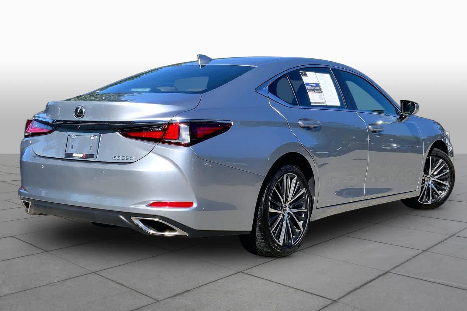 Used 2025 Lexus ES 350 w/ Premium Package FWD image 13