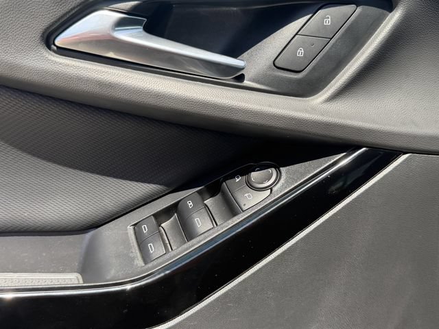 Used 2025 Chevrolet Equinox LT AWD/4WD image 16