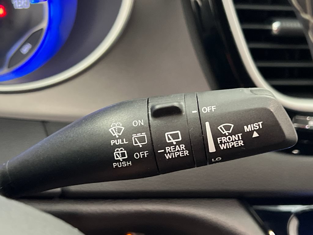 Used 2025 Chrysler Pacifica Select FWD image 62