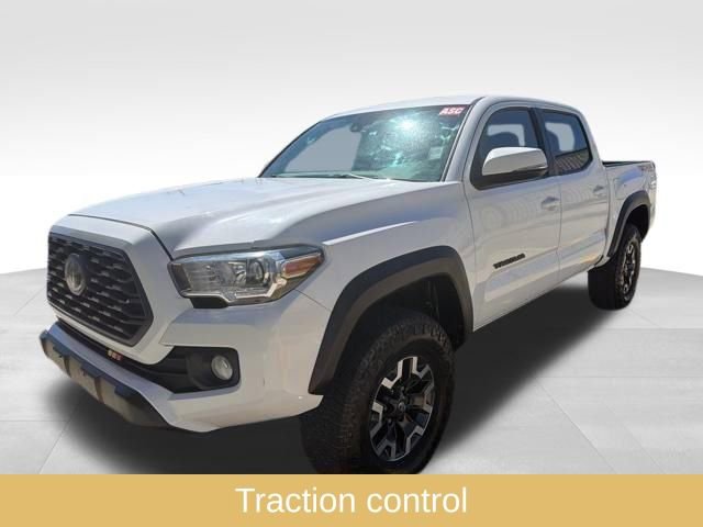 Used 2020 Toyota Tacoma TRD Off-Road w/ Technology Package image 6