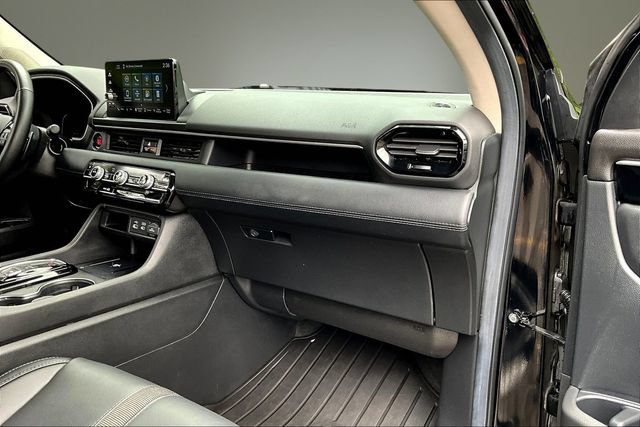 Certified 2025 Honda Pilot EX-L image 27