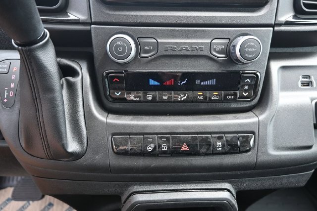 New 2026 RAM ProMaster 2500 w/ Crew Van Package FWD image 35