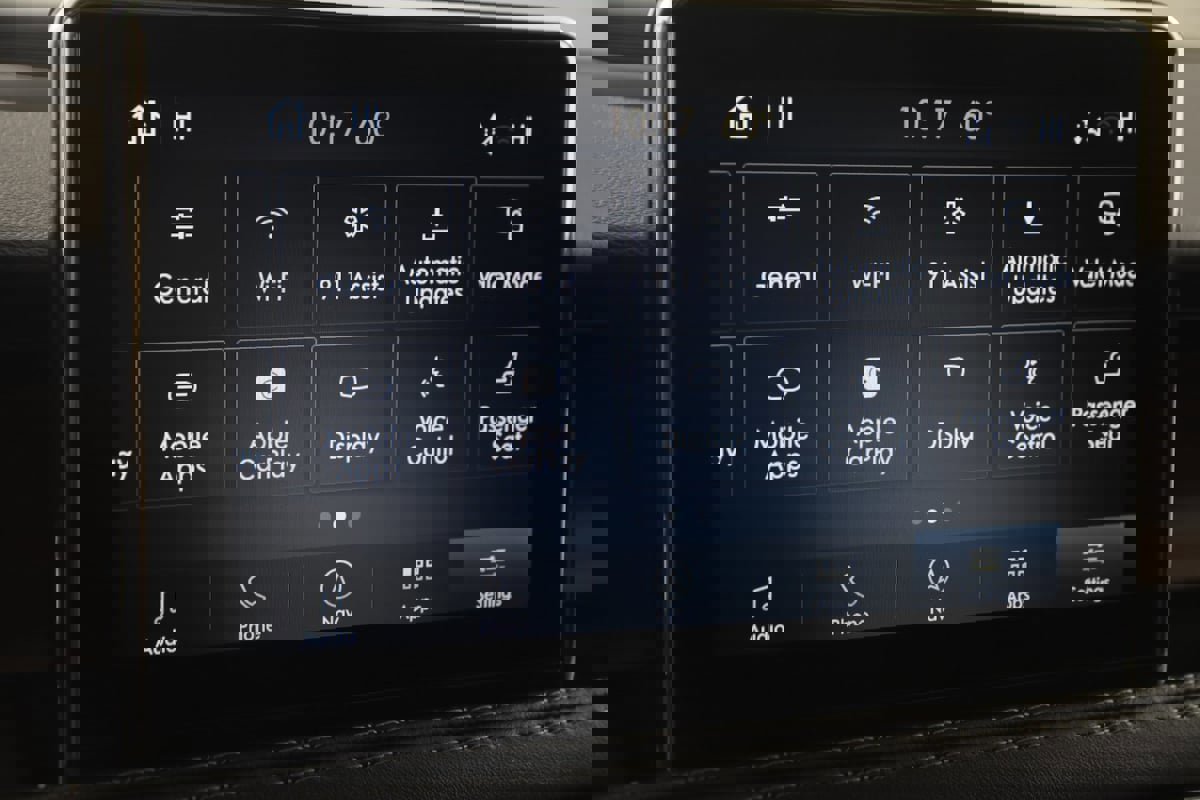 Used 2022 Lincoln Corsair Reserve w/ Elements Package image 32