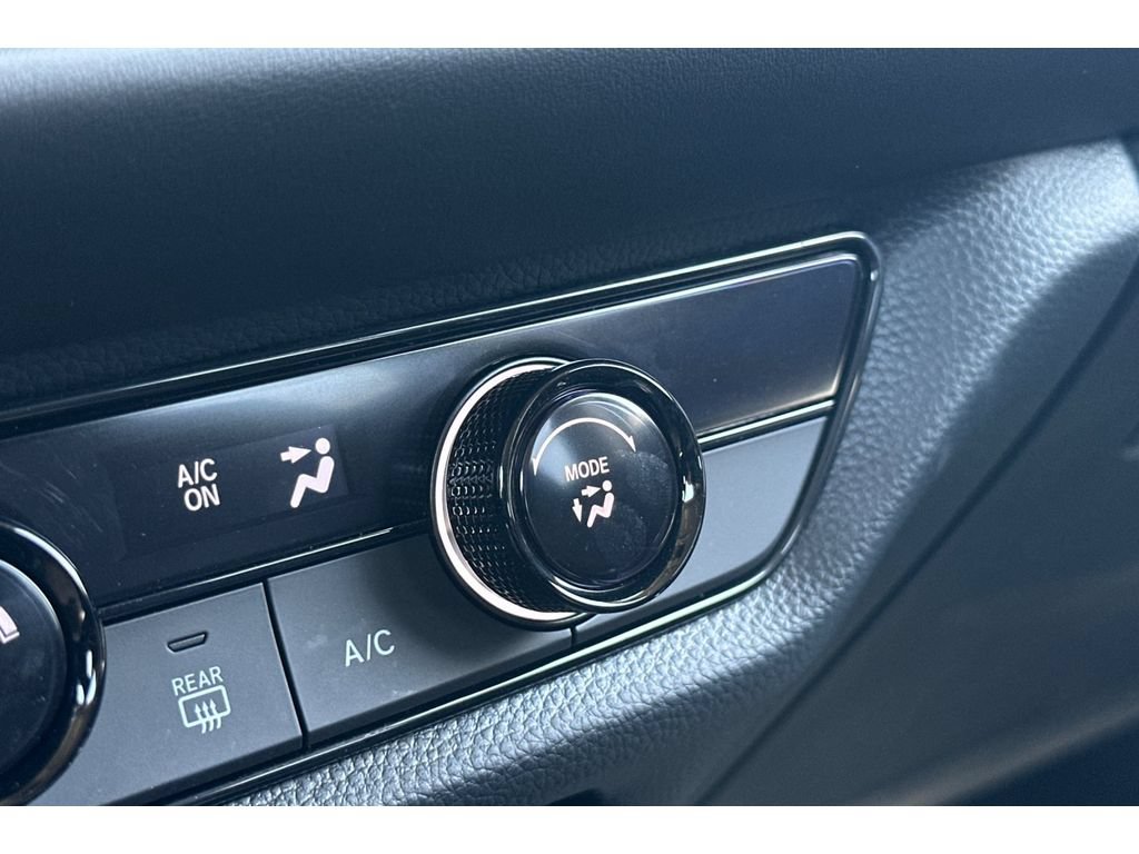 Used 2027 Honda HR-V LX image 30