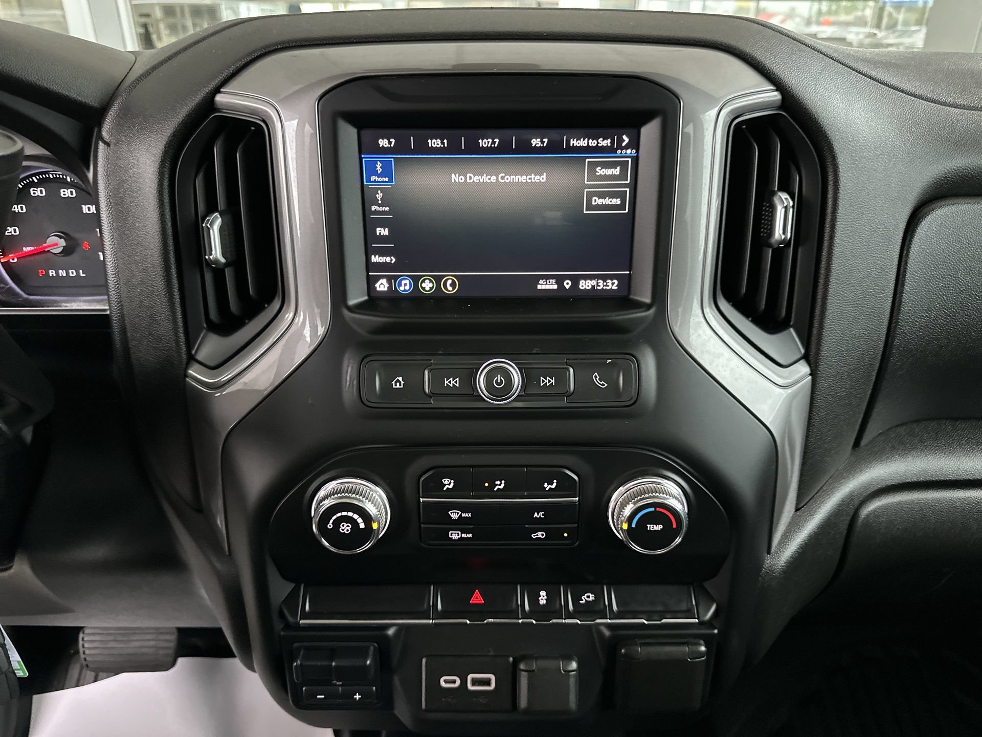 Used 2022 GMC Sierra 3500 Pro w/ Convenience Package AWD/4WD image 13