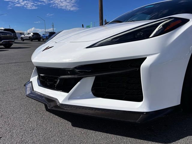 Used 2023 Chevrolet Corvette Z06 w/ Engine Appearance Package image 19
