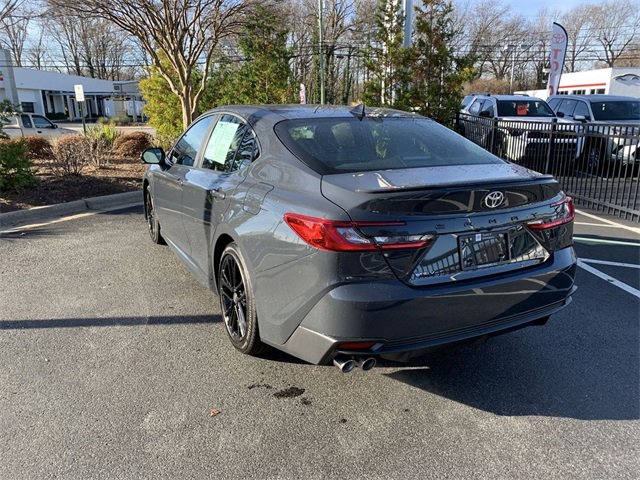 Used 2025 Toyota Camry SE image 6