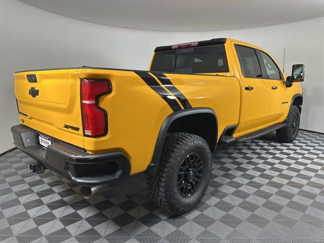 New 2025 Chevrolet Silverado 2500 ZR2 w/ Technology Package image 2