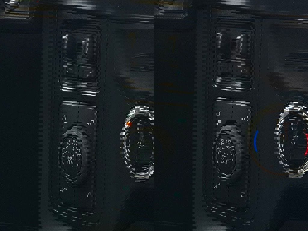 New 2026 Ford F150 Lariat w/ Equipment Group 502A High image 55