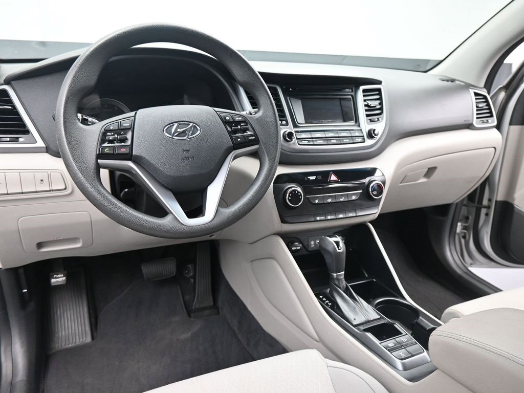 Used 2017 Hyundai Tucson SE image 11