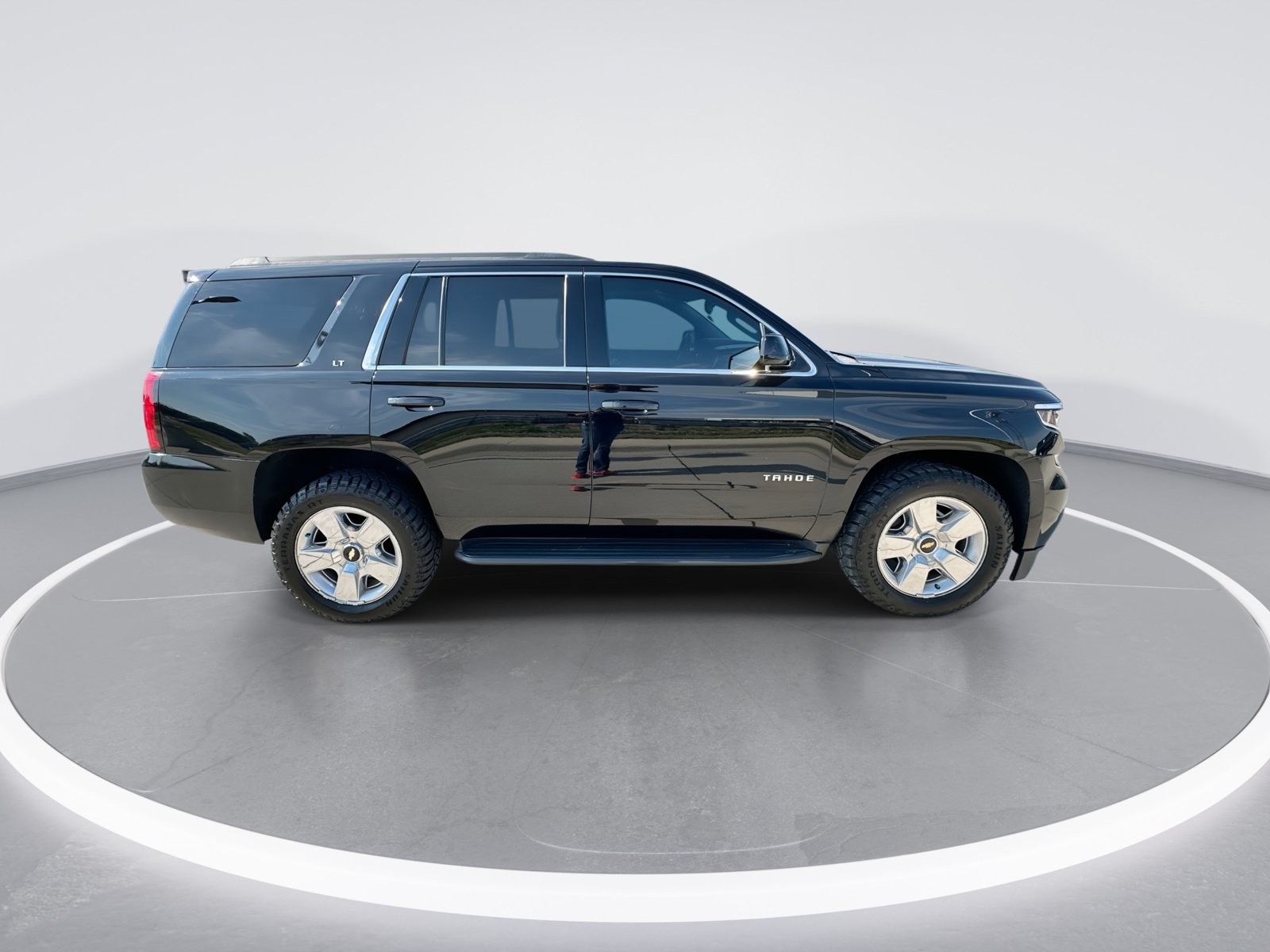 Certified 2019 Chevrolet Tahoe LT AWD/4WD image 9