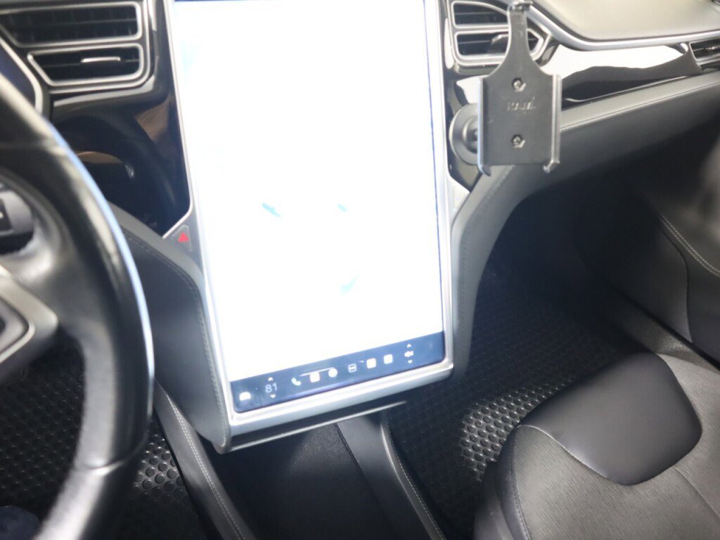 Used 2014 Tesla Model S 60 image 12