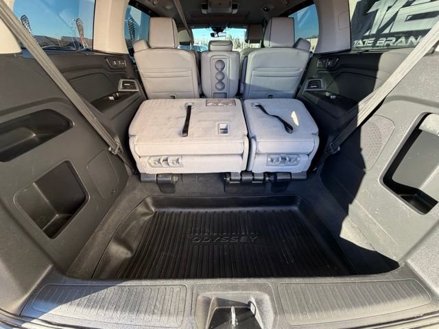Used 2024 Honda Odyssey Elite image 15