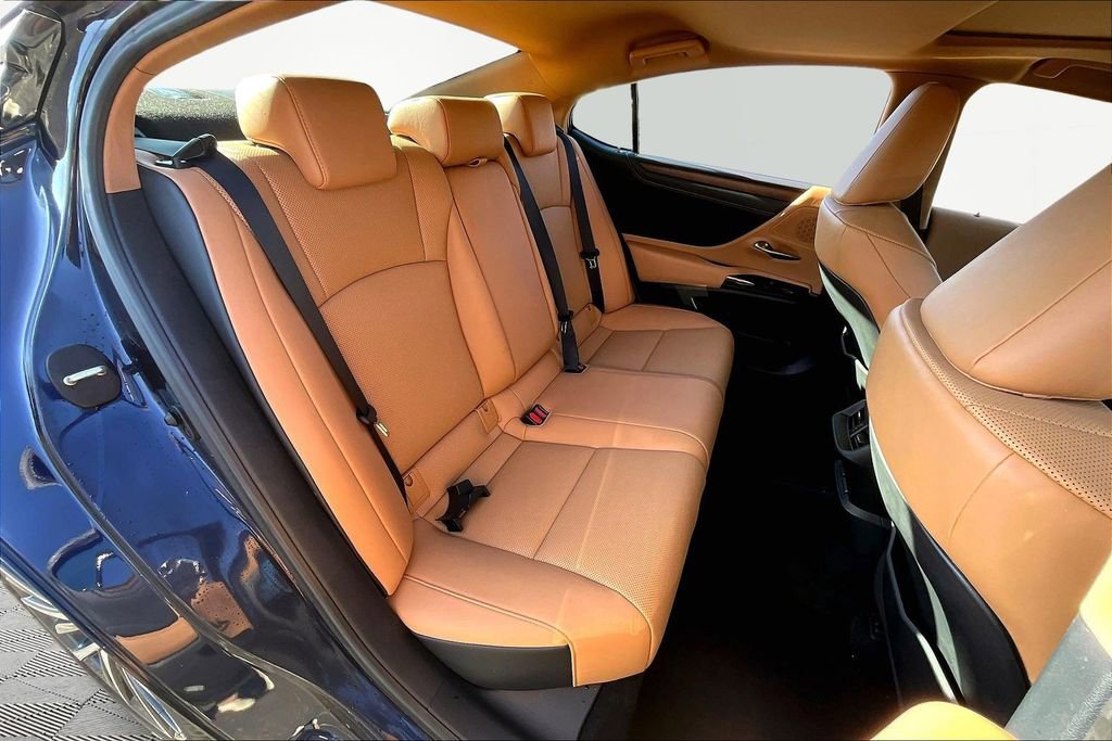 Used 2022 Lexus ES 350 w/ Premium Package image 19