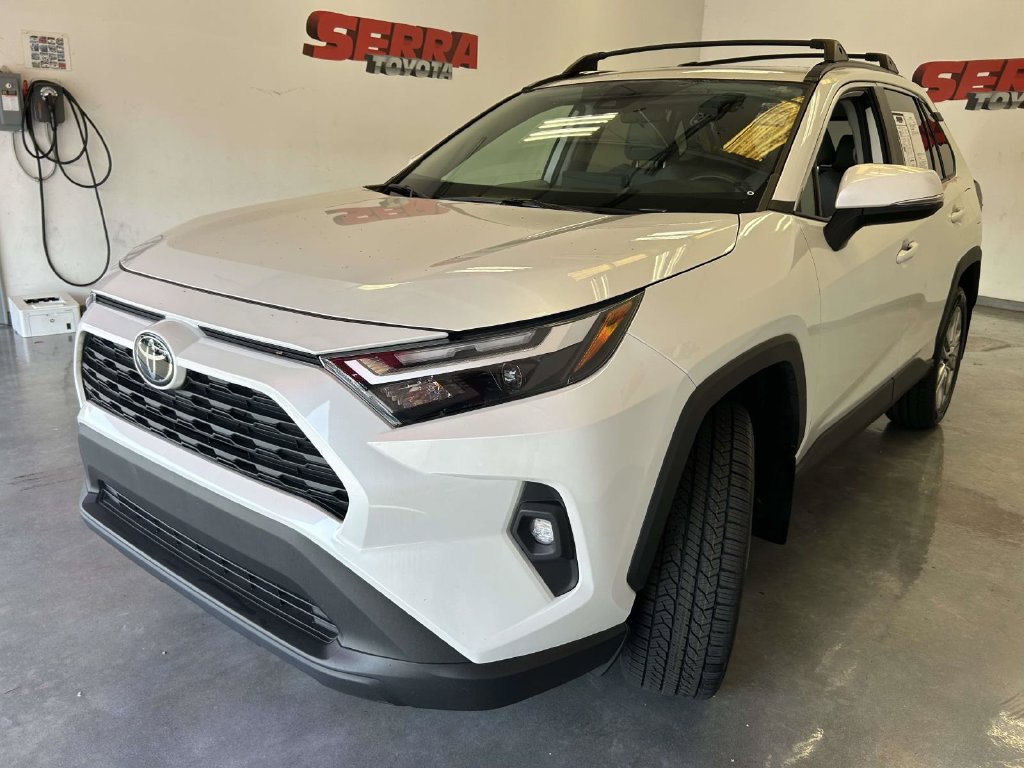 Used 2024 Toyota RAV4 XLE Premium FWD image 6