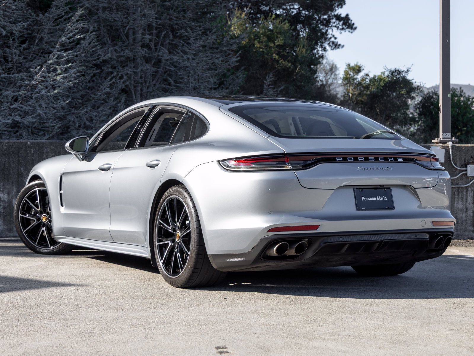 Certified 2022 Porsche Panamera 4S AWD/4WD image 3