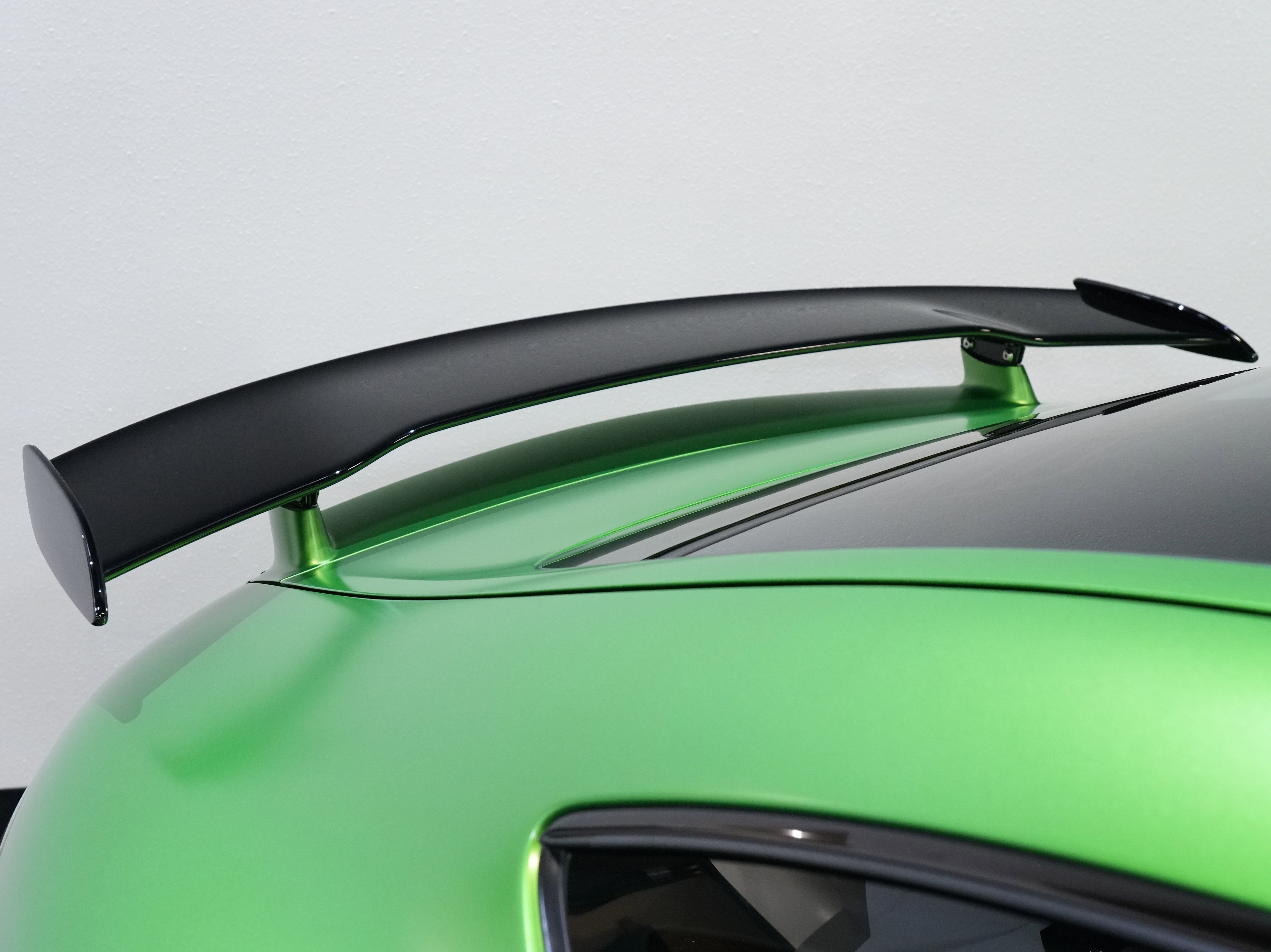 Used 2018 Mercedes-Benz AMG GT R image 15