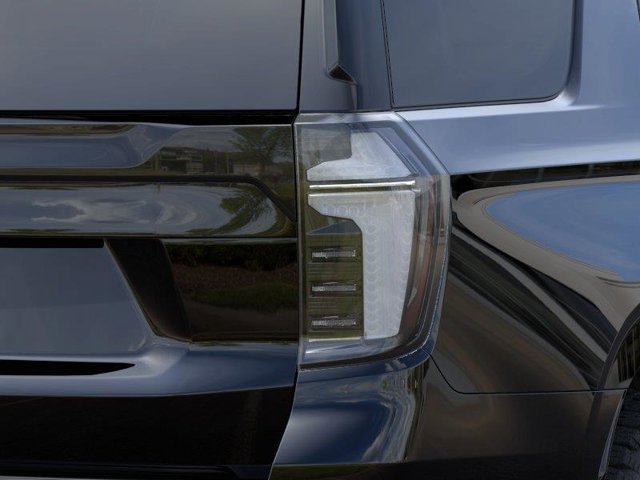 New 2026 Chevrolet Tahoe Z71 w/ Comfort Package AWD/4WD image 13