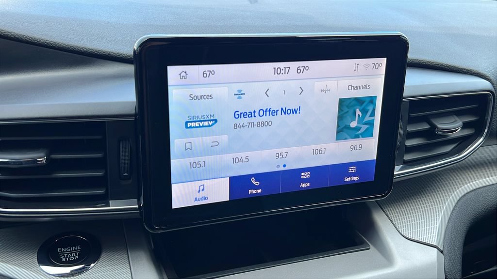 Used 2023 Ford Explorer XLT w/ Equipment Group 202A AWD/4WD image 21