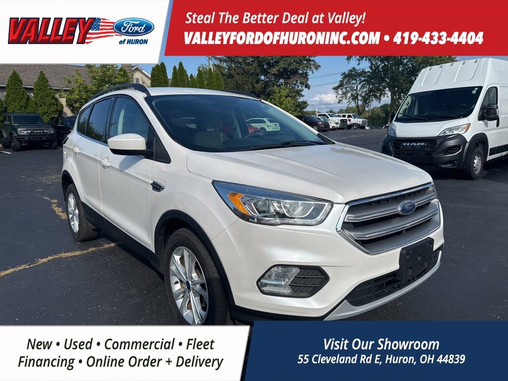 Used 2017 Ford Escape SE w/ Equipment Group 201A