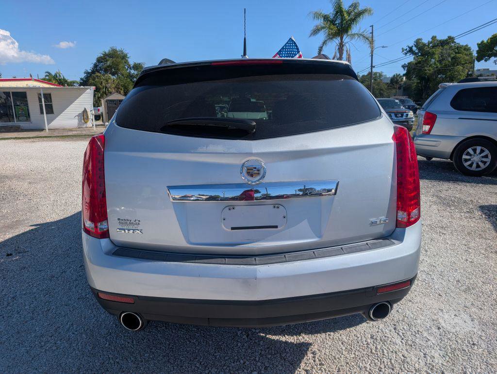 Used 2013 Cadillac SRX FWD image 6