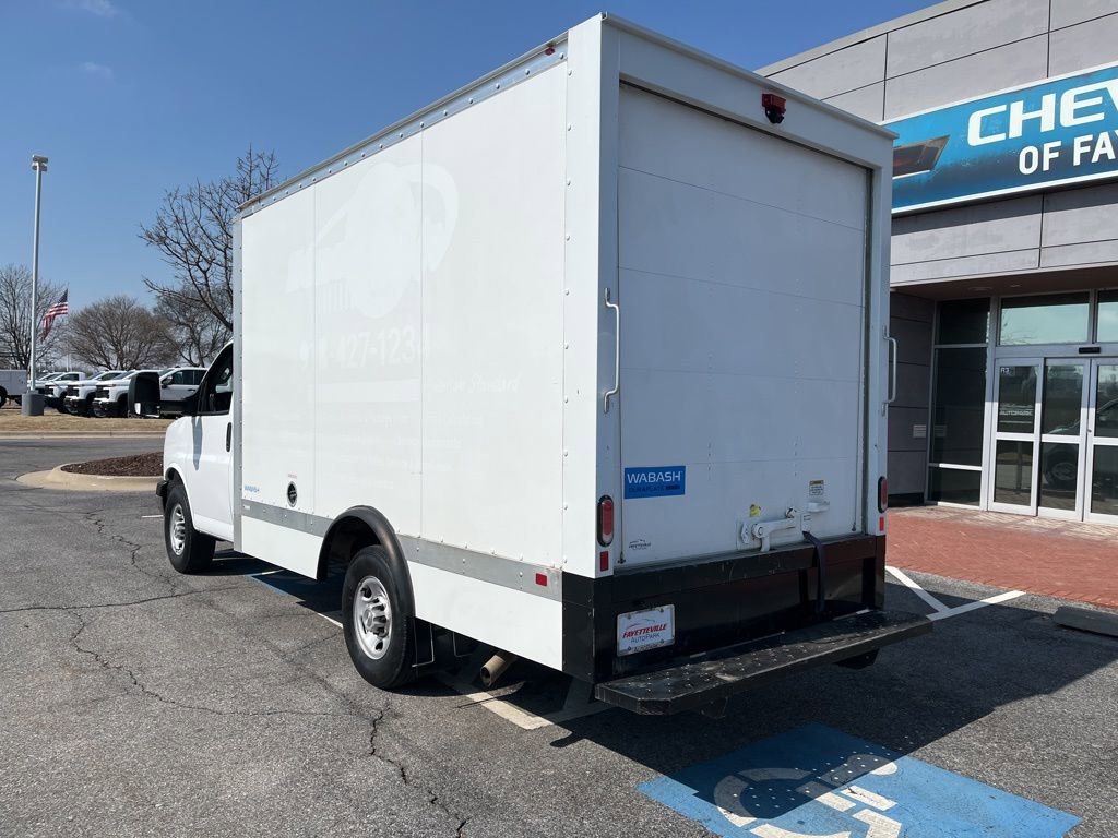 Used 2023 Chevrolet Express 3500 w/ Power Convenience Package image 7