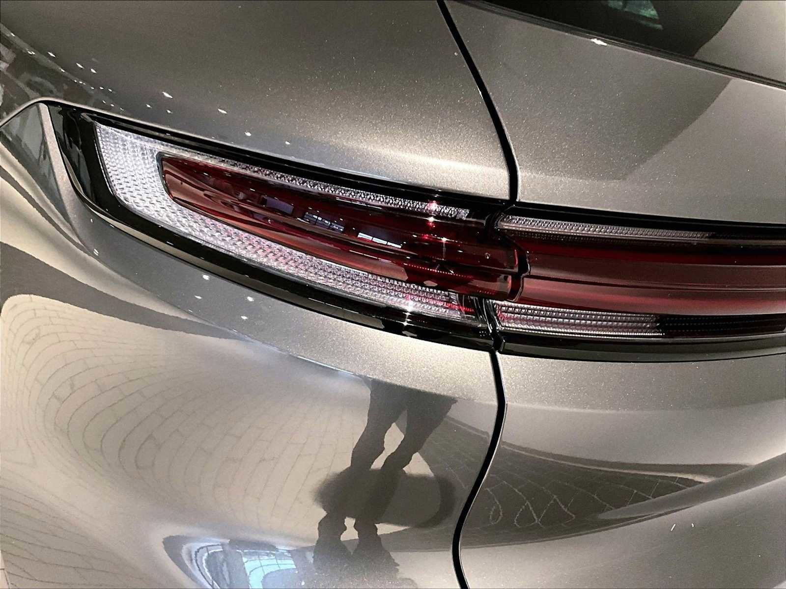 New 2026 Porsche Cayenne E-Hybrid image 30