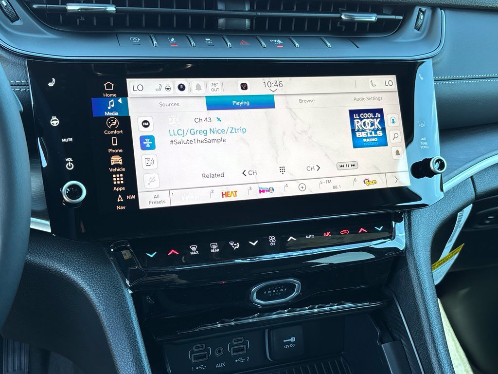 New 2027 Jeep Grand Cherokee Limited AWD/4WD image 18