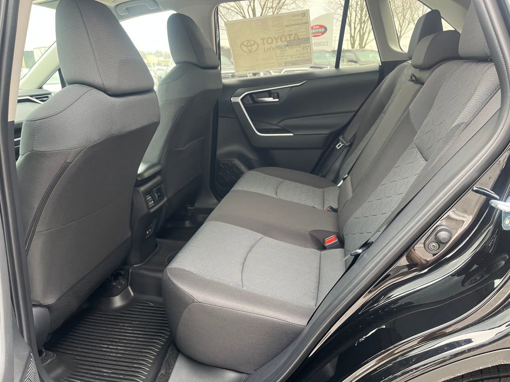 New 2025 Toyota RAV4 XLE image 24