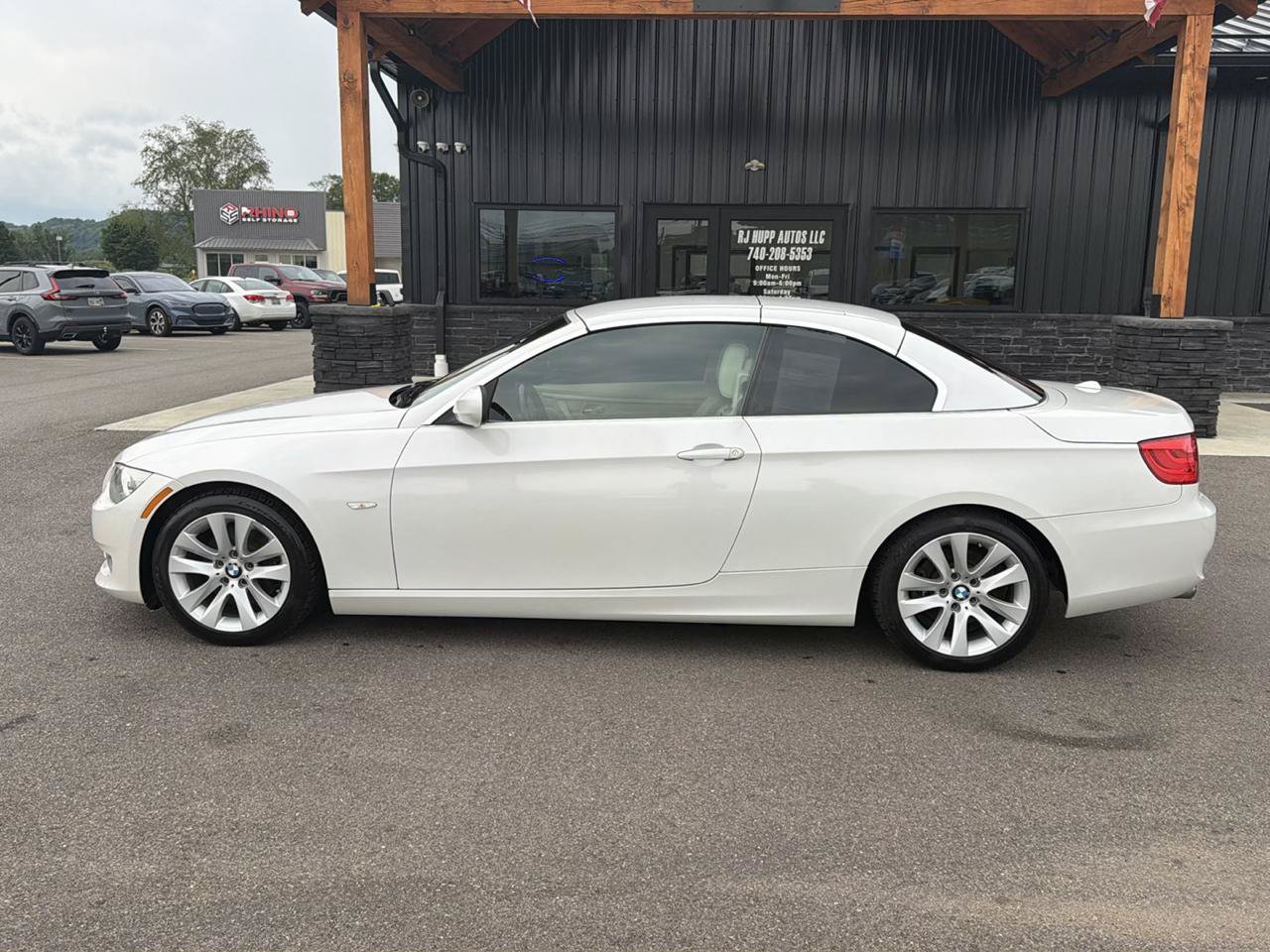 Used 2013 BMW 328i Convertible RWD image 20