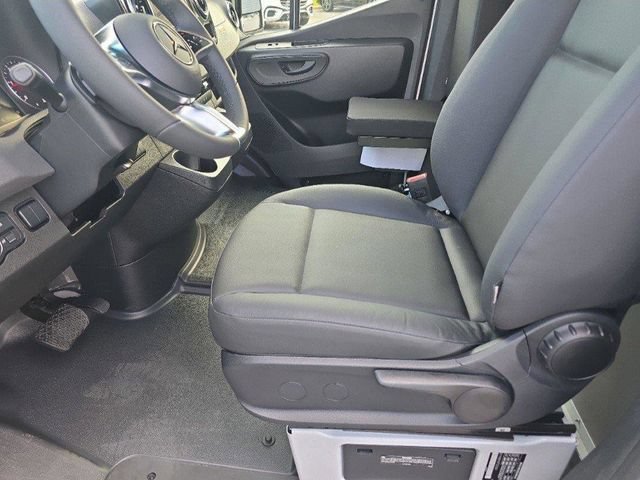New 2026 Mercedes-Benz Sprinter 2500 image 19