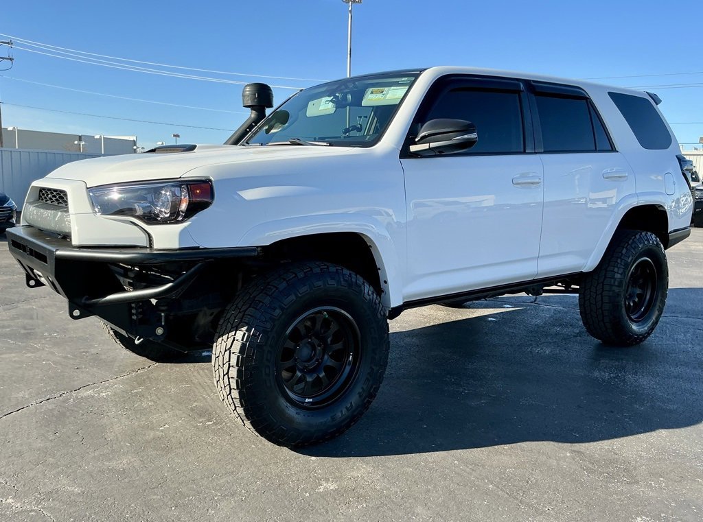 Used 2018 Toyota 4Runner TRD Off-Road Premium image 7