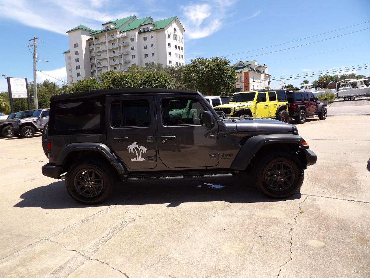 Used 2024 Jeep Wrangler Unlimited Sport image 4